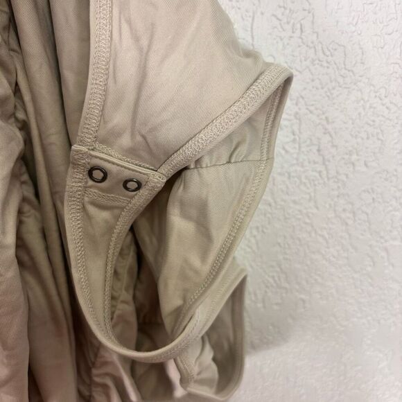 Abercrombie & Fitch Bone Ruched Thong Bodysuit - Picture 7 of 7